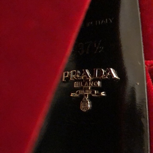 Prada Velvet Chunky Heel Sandals - Picture 9 of 16